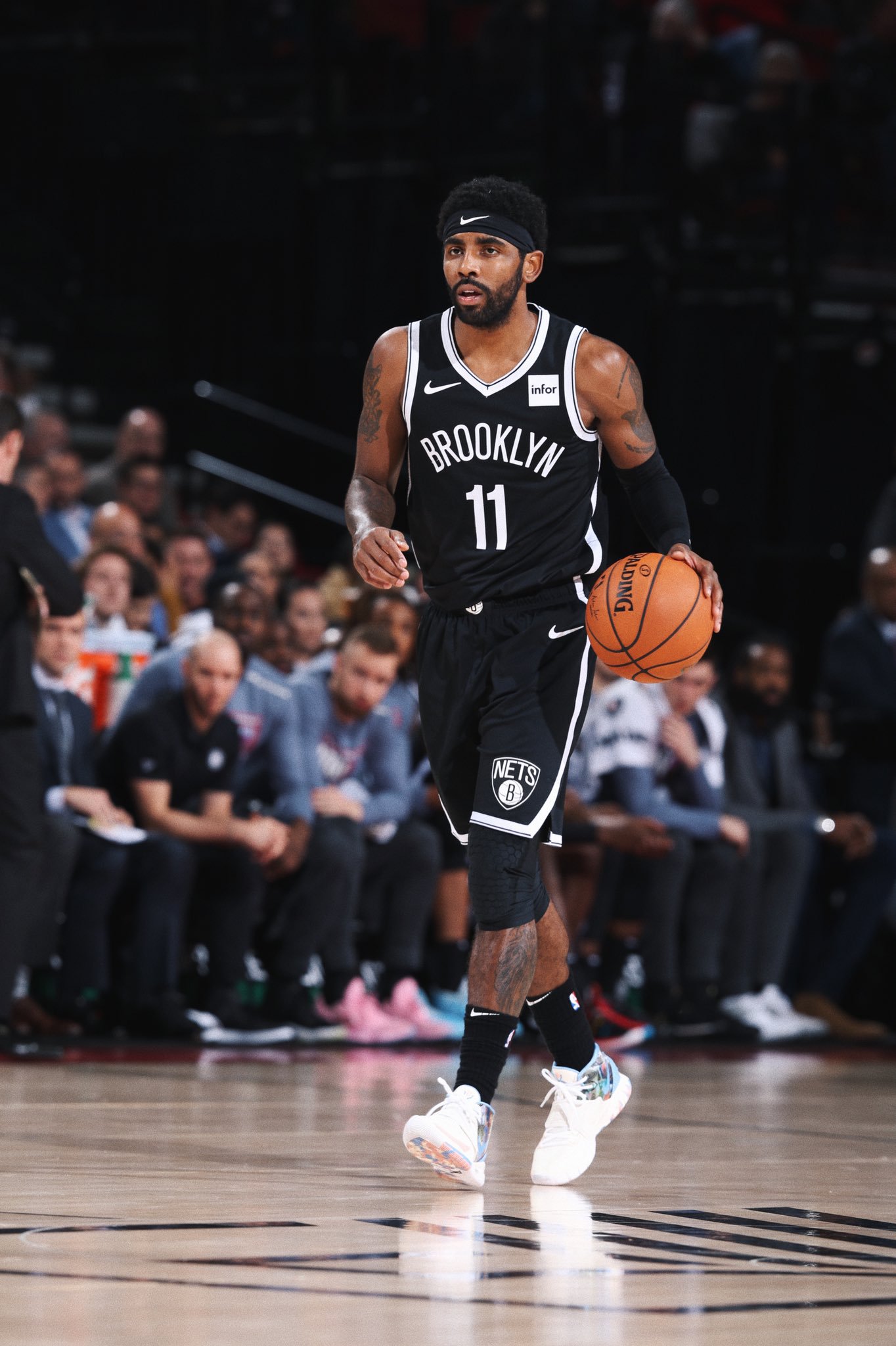 皇马1分钟2球反超！维尼修斯一条龙破门，巴尔韦德抢断助攻